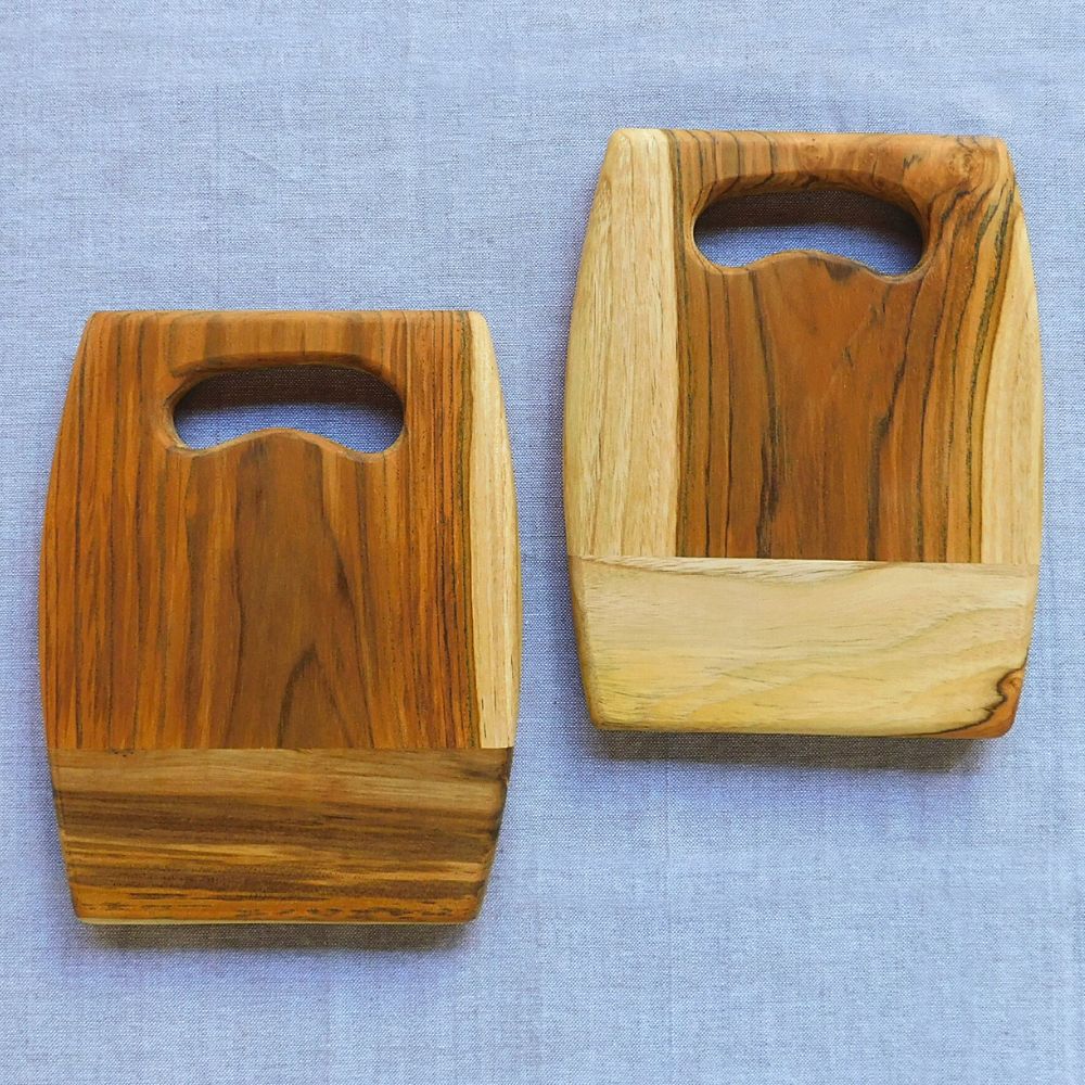 Teak Wood Barrel Cutting Board - Image 3
