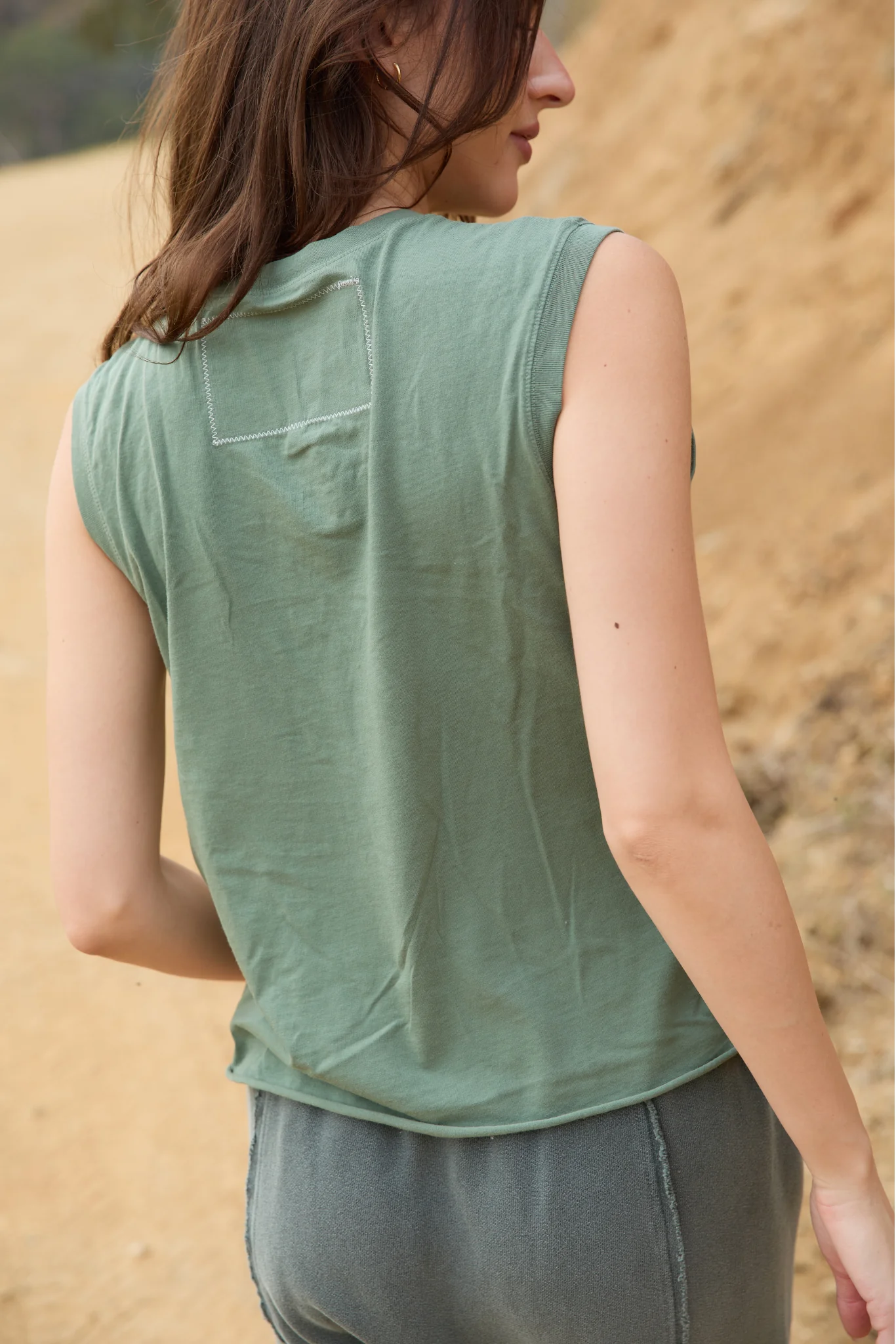 The Ana Tank - Image 4