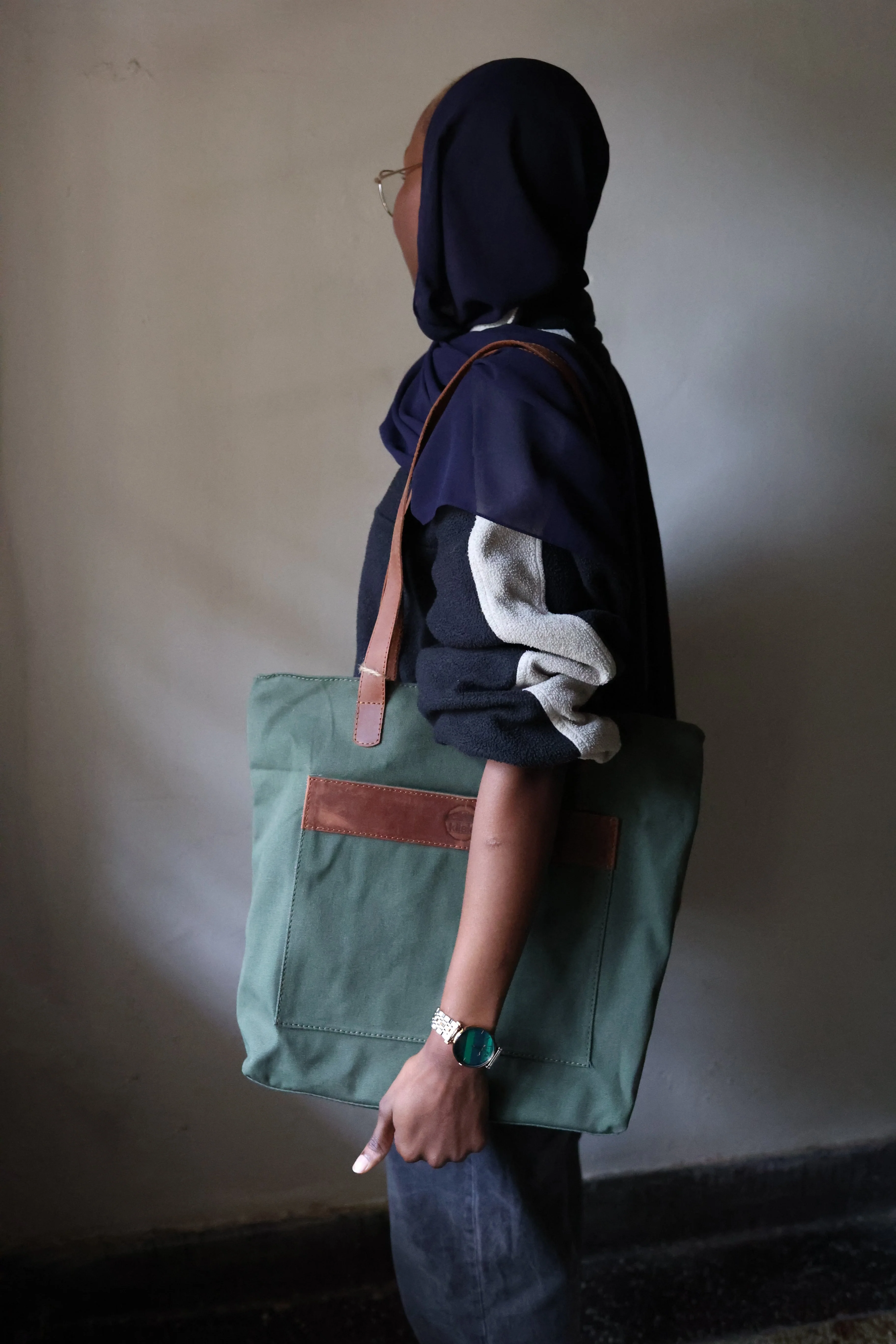 The Canvas Tote - Image 8