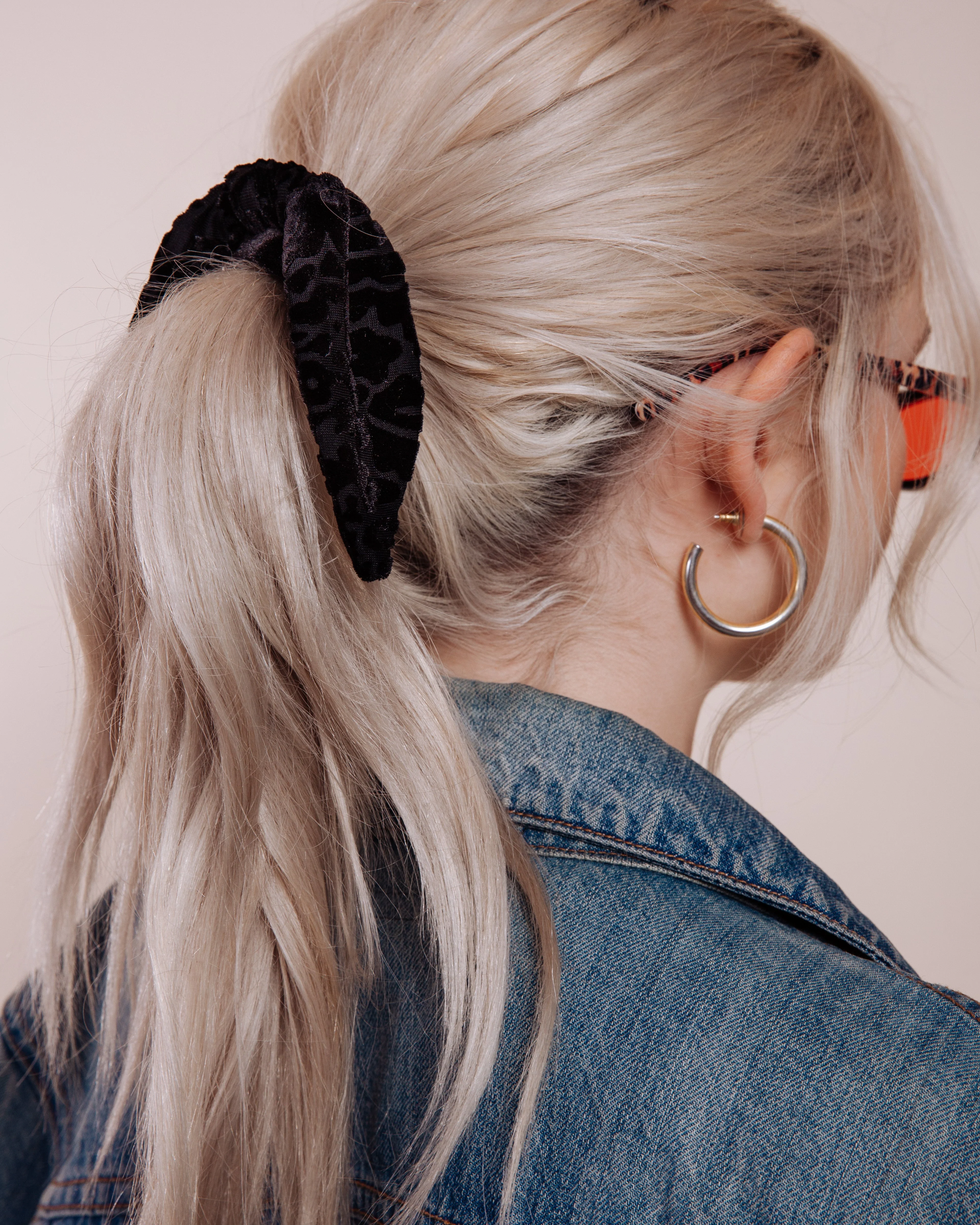 The Hendrix: Black - Scrunchie Tie - Image 2