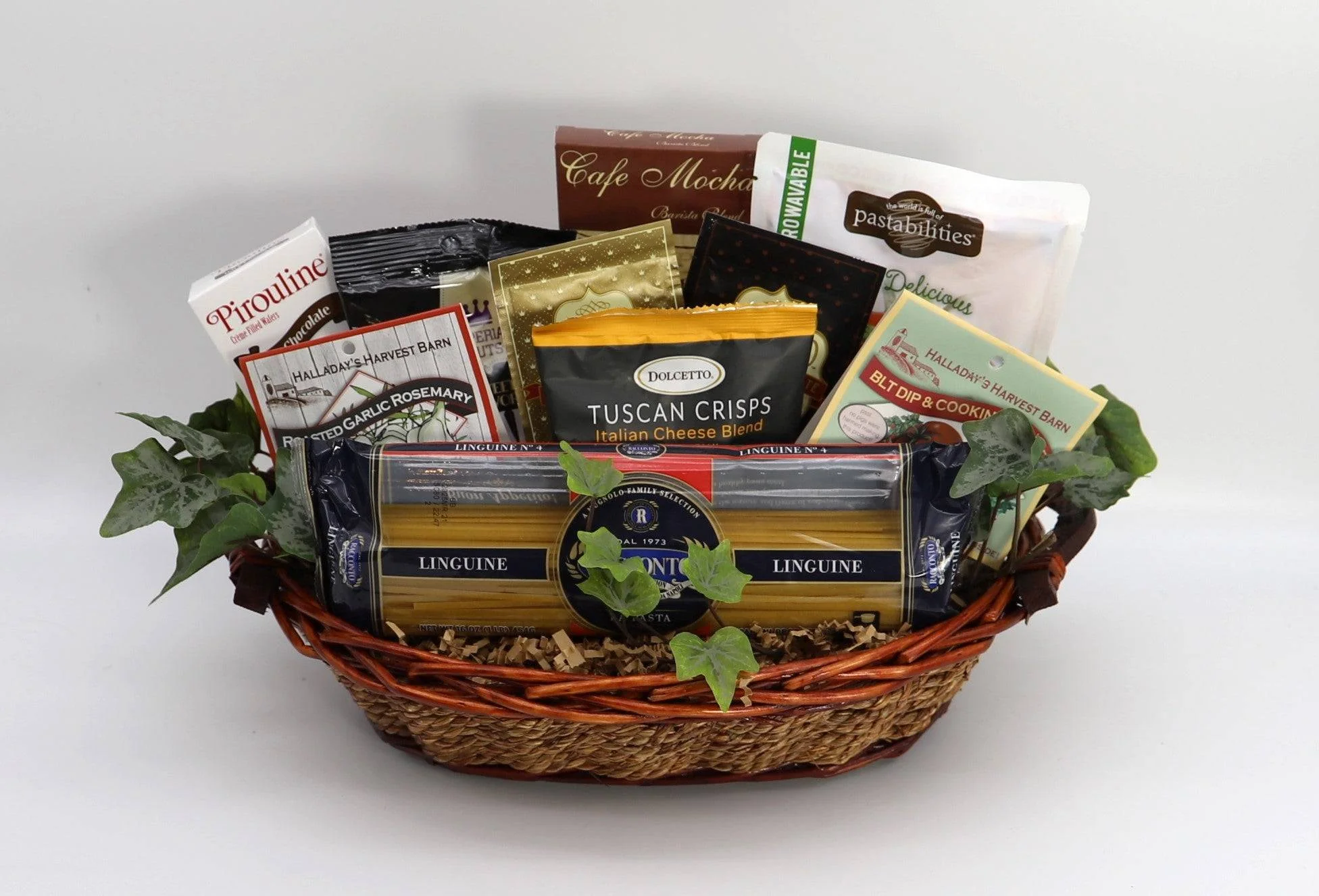 The Vineyard Italian Gourmet Gift Basket - Image 2