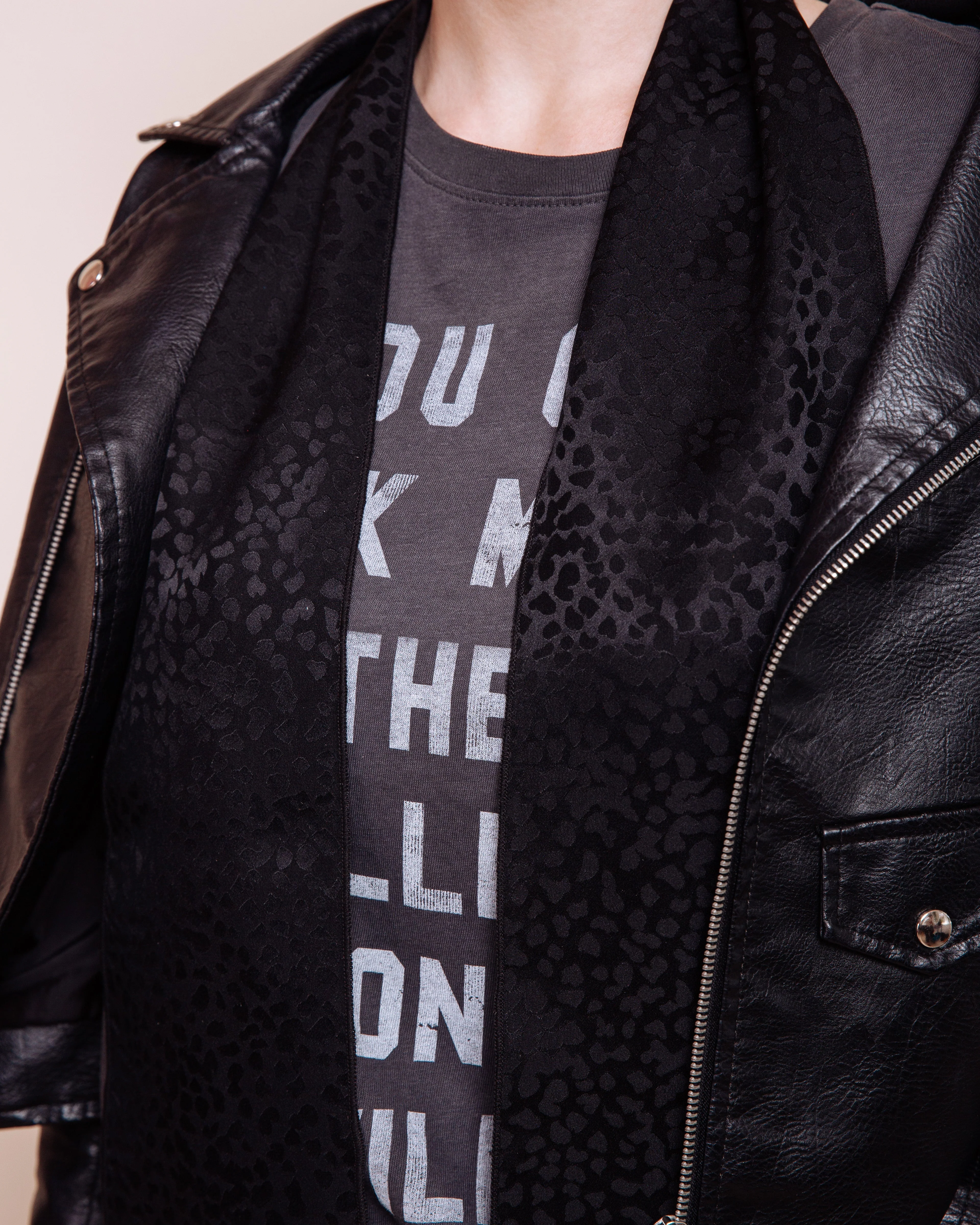 Tiny Dancer: Black - Skinny Scarf - Image 3
