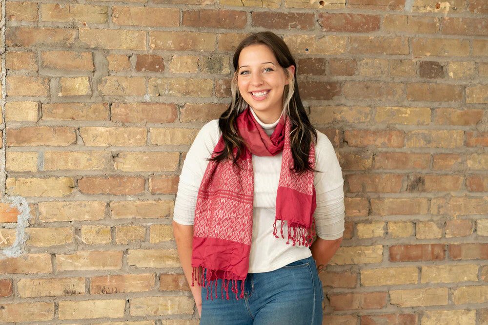 Tuyen Woven Patterned Scarf - Raspberry - Image 3