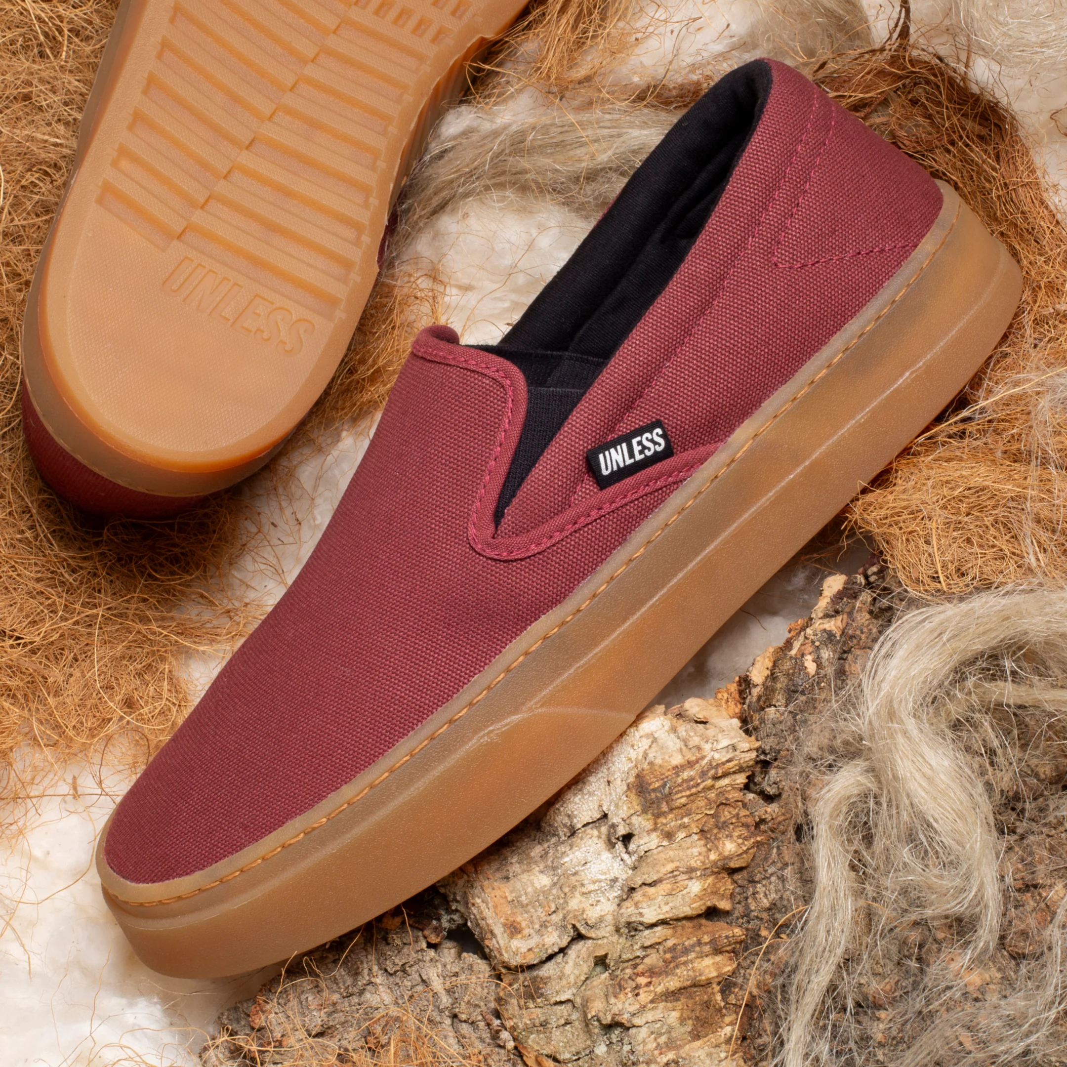 UNLESS Seaside Slip-on - Image 19