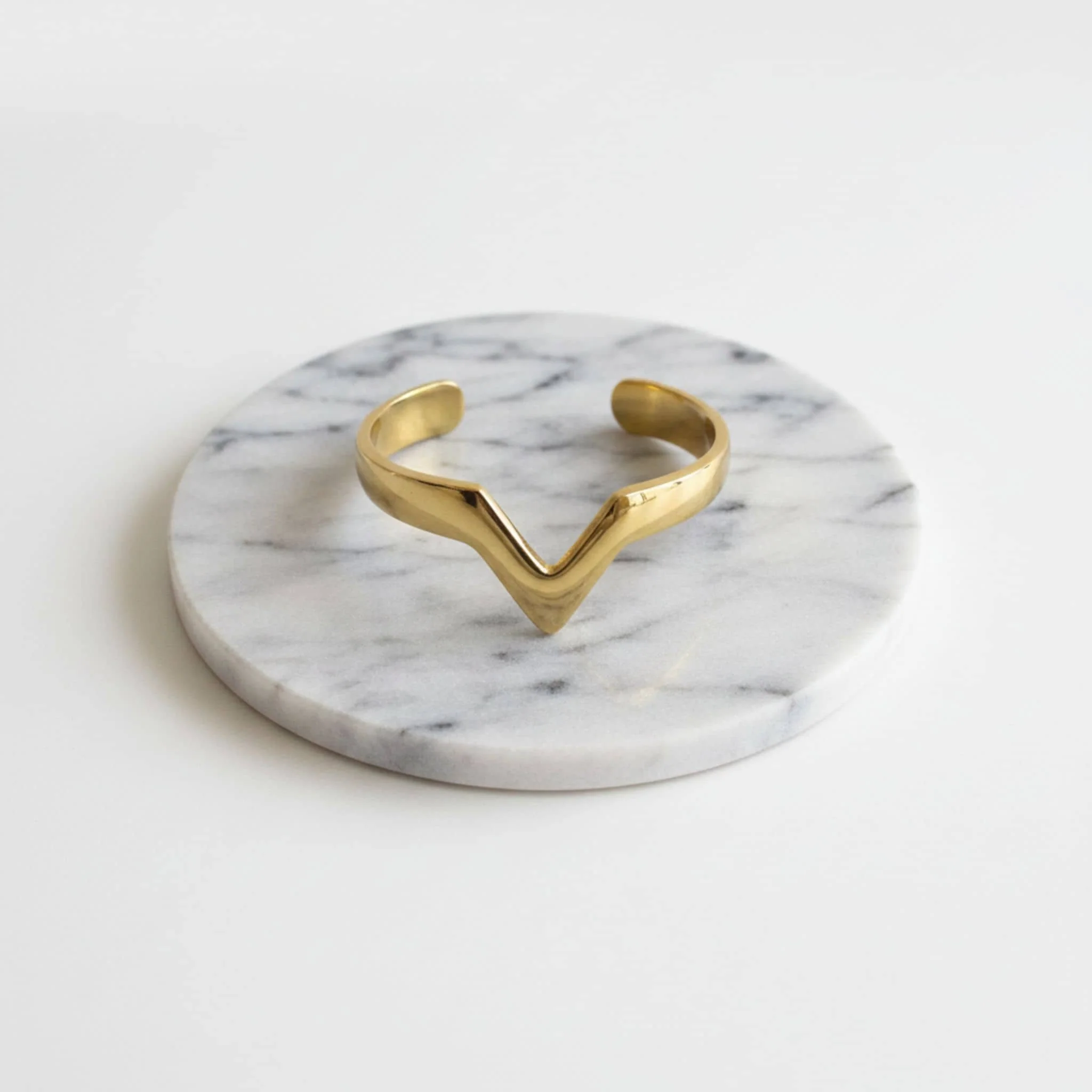 V-Shaped Brass Cuff Bracelet | Nyeupe - Image 3