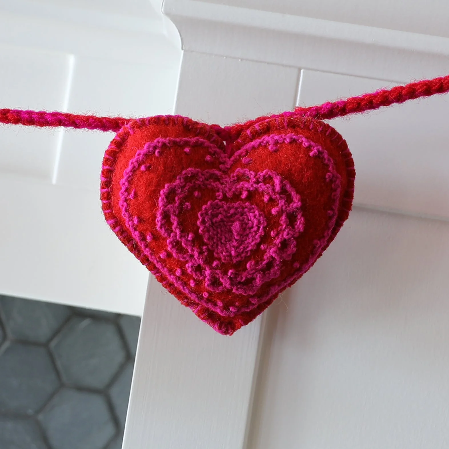 Valentine Garland, Pink - Image 3