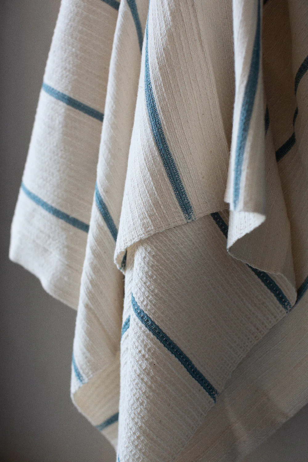 Wari Handwoven Ethiopian Cotton Waffle Hand Towel - Image 9