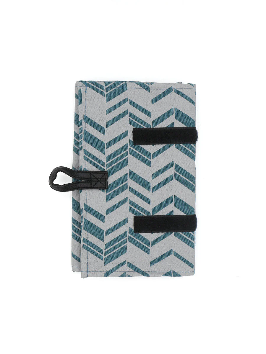 Wayfarer Jewelry Roll Travel Case - Chevron - Image 9