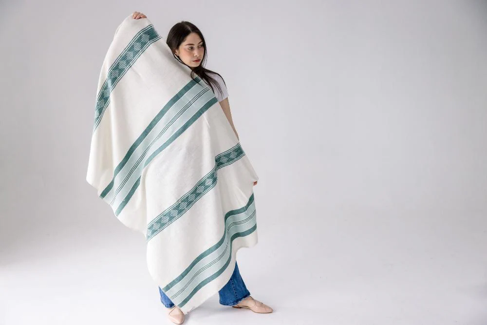 Weyra Handwoven Ethiopian Cotton Beach Towel - Image 3
