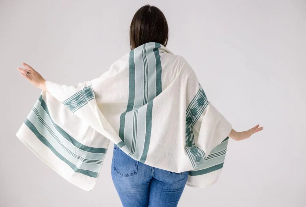 Weyra Handwoven Ethiopian Cotton Beach Towel - Image 5