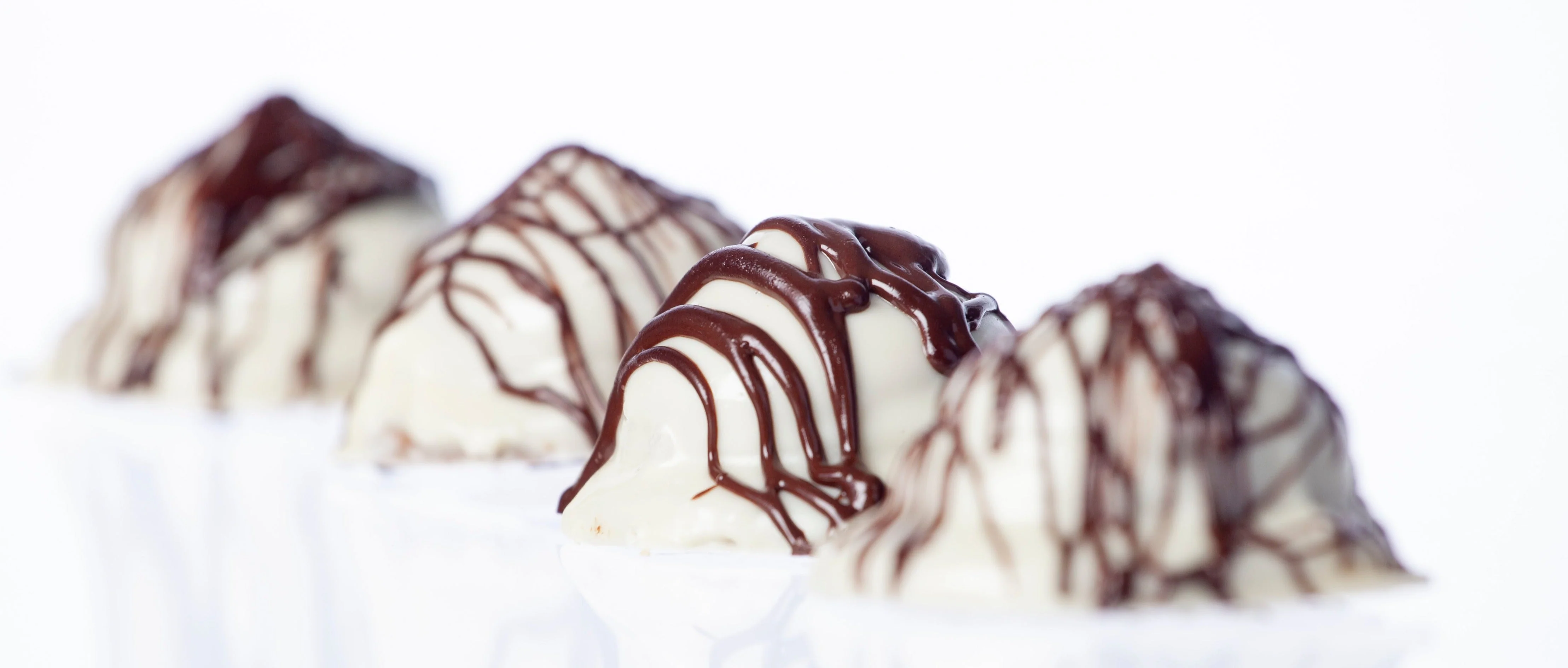 White Chocolate Dulce de Leche Truffles Gift Box - Image 4