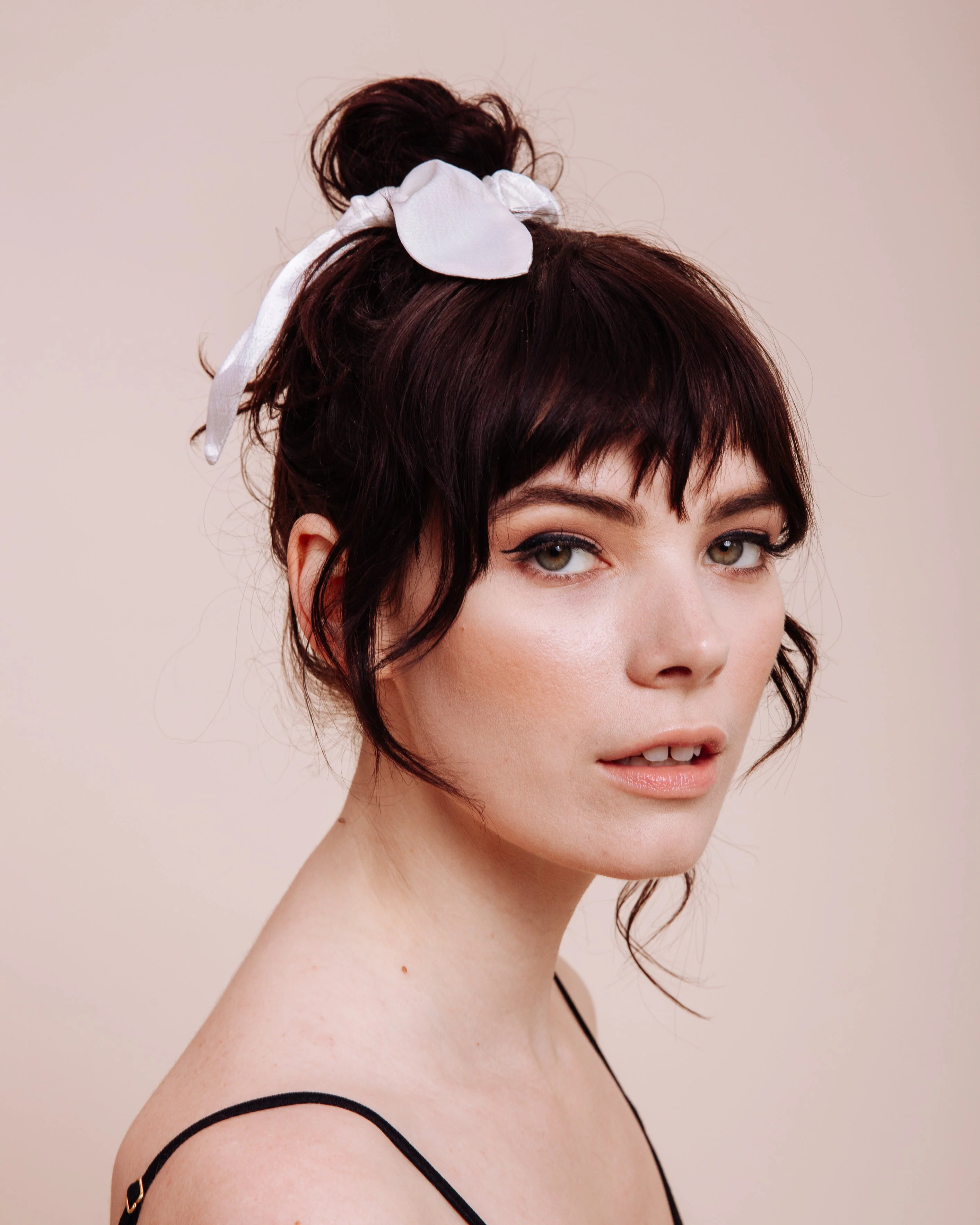 White Coyote - Scrunchie Tie - Image 3