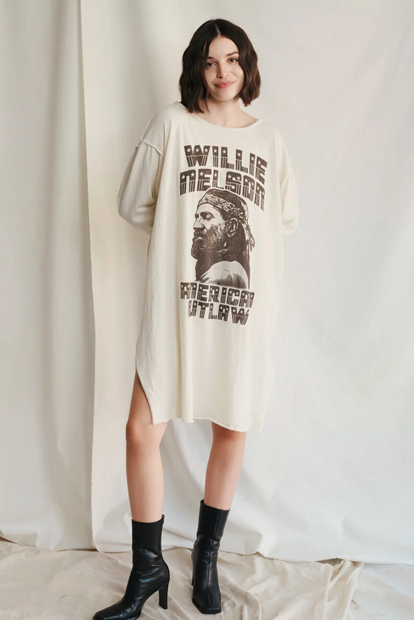 Willie Nelson Dress - Image 3