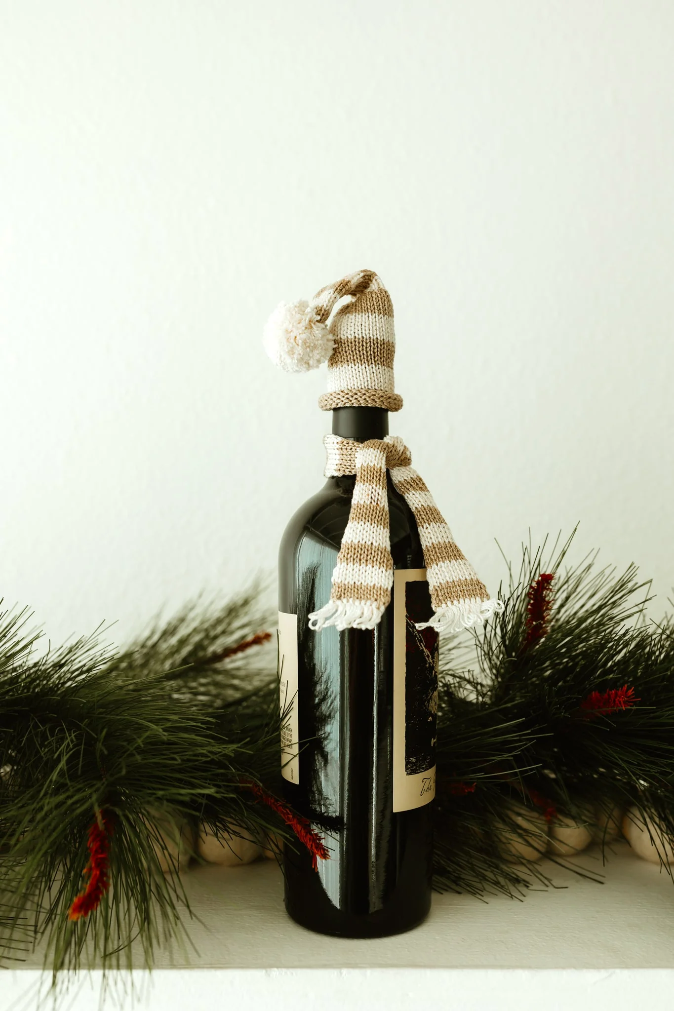 Wine Bottle Topper in Ecru - Image 2