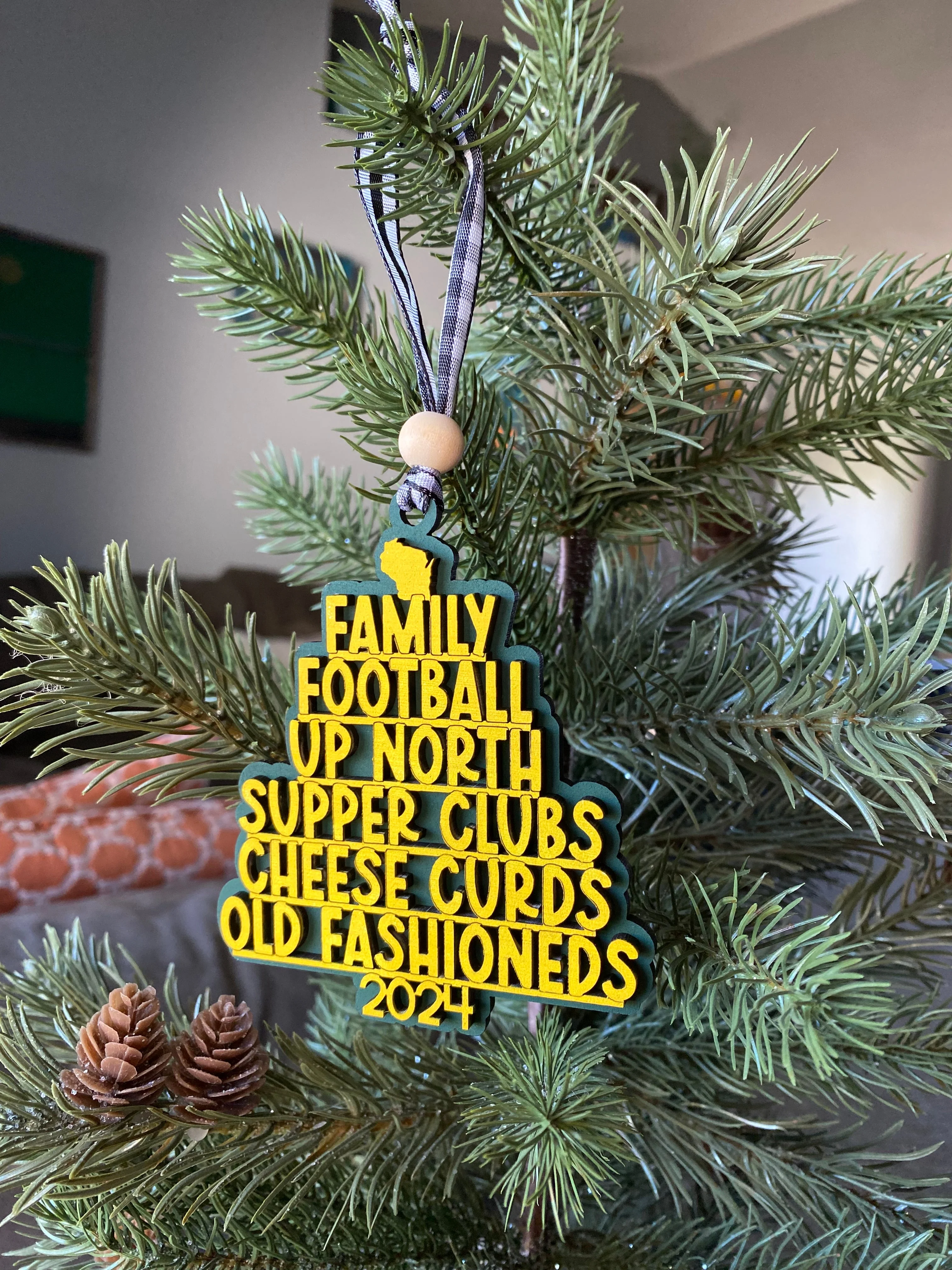 Wisconsin tree-shaped favorite things ornament - green - Image 2