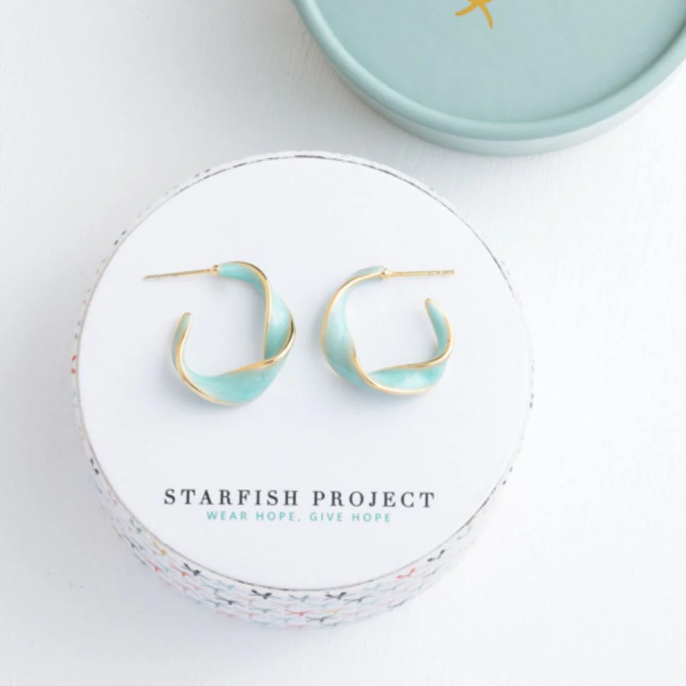 With a Twist Hoop Earrings - Mint - Image 3