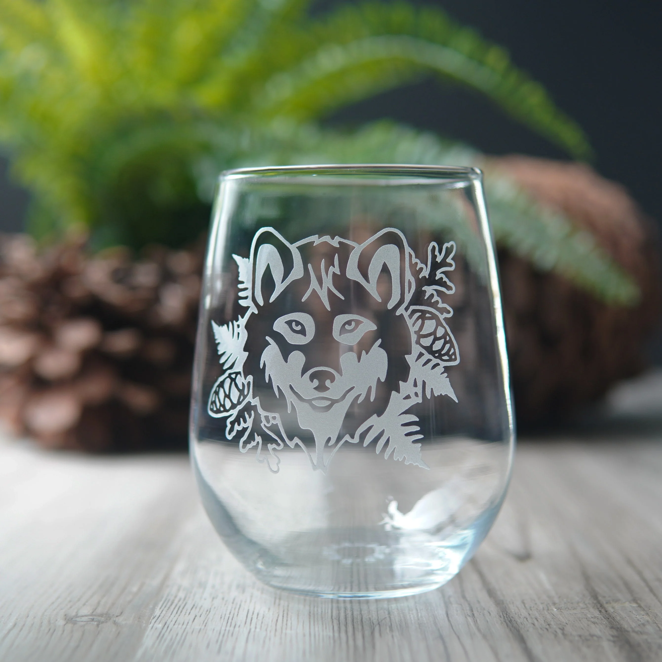 Wolf Stemless Wine Glass - etched glassware - Image 2