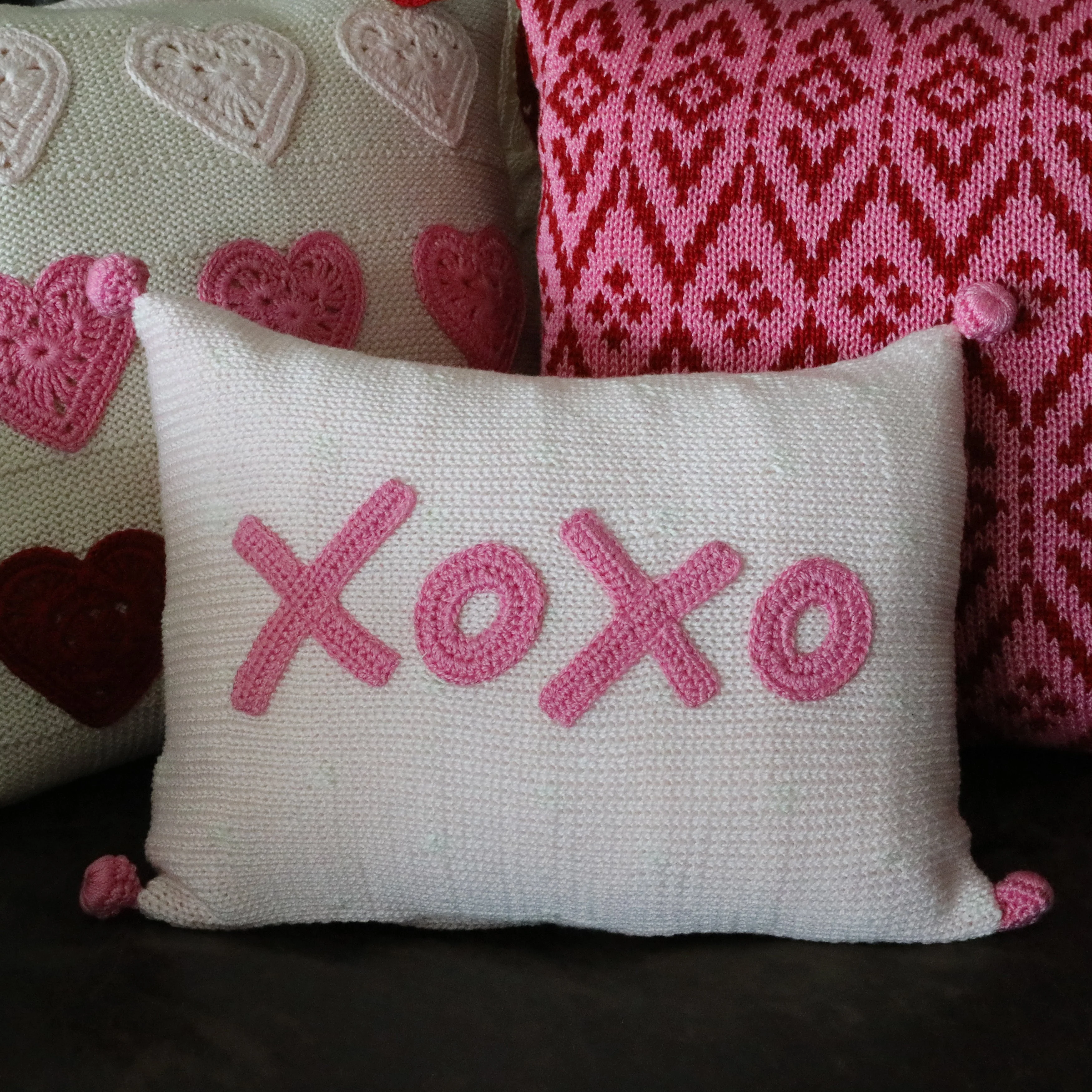XOXO Mini Pillow, pink - Image 4
