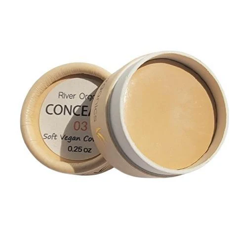 Titanium Dioxide-Free, Zero-Waste Vegan Concealer - Image 11